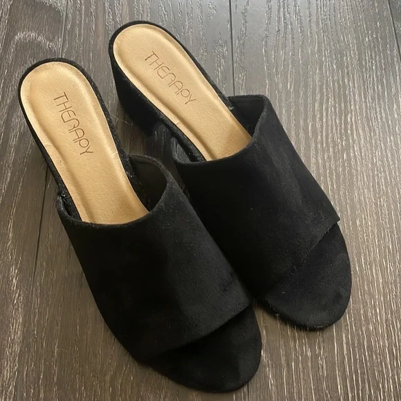 Therapy black suede mule sandals size 9 NWT - Picture 2 of 5